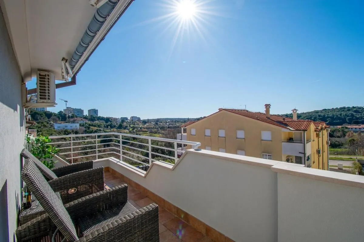 Apartment Vallis On The Lungomare, Near The Sea Pula