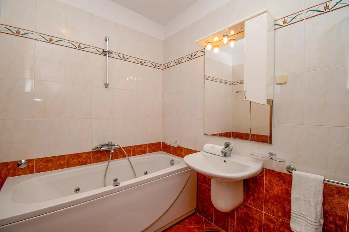 Apartment Vallis On The Lungomare, Near The Sea Pula